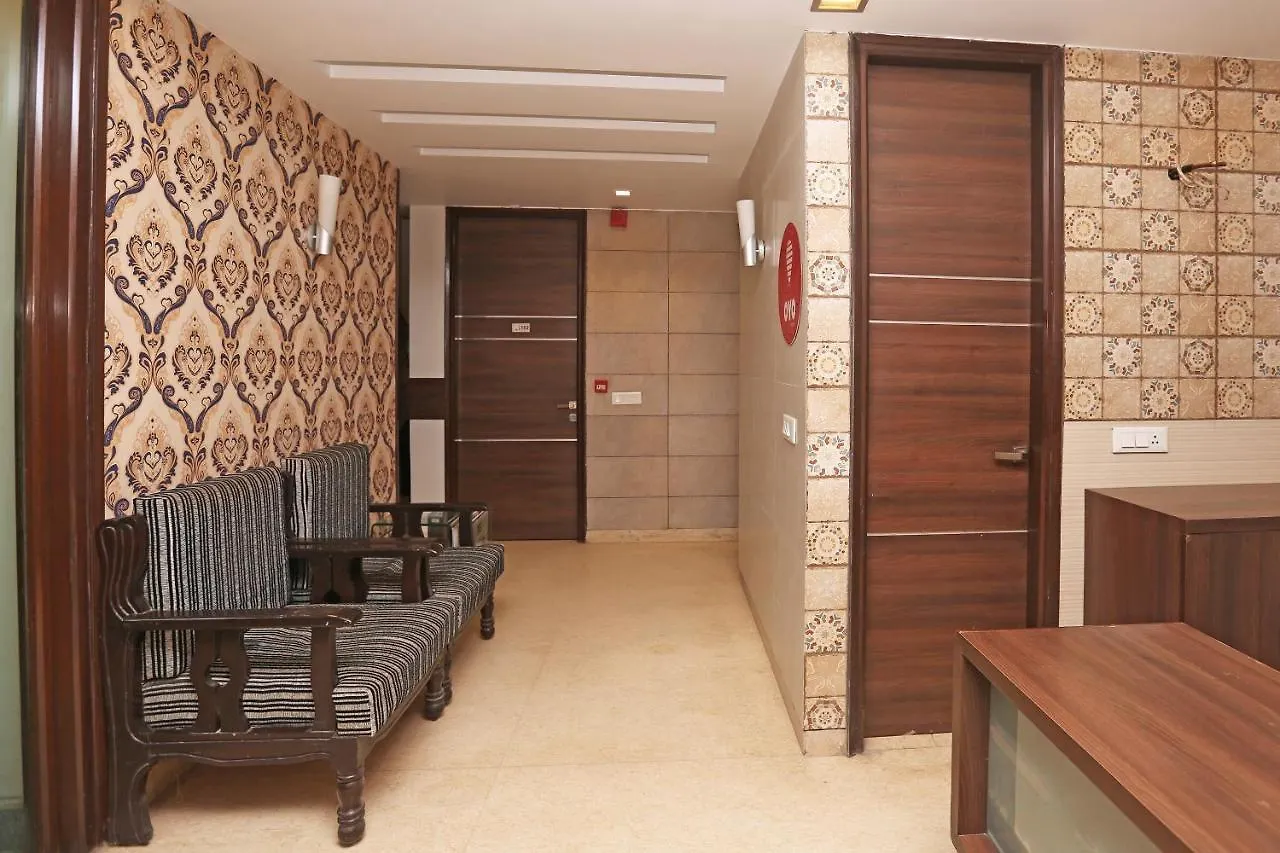***  Oyo Hotel Just Stay Near Leisure Valley Park Gurgaon Indien
